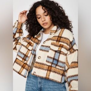 Cropped plaid jacket